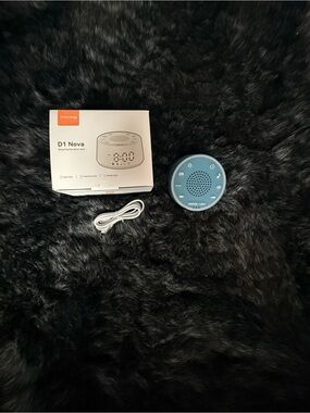 Dreamegg D1 Nova Sound Machine Alarm Clock  With Box & USB Cable